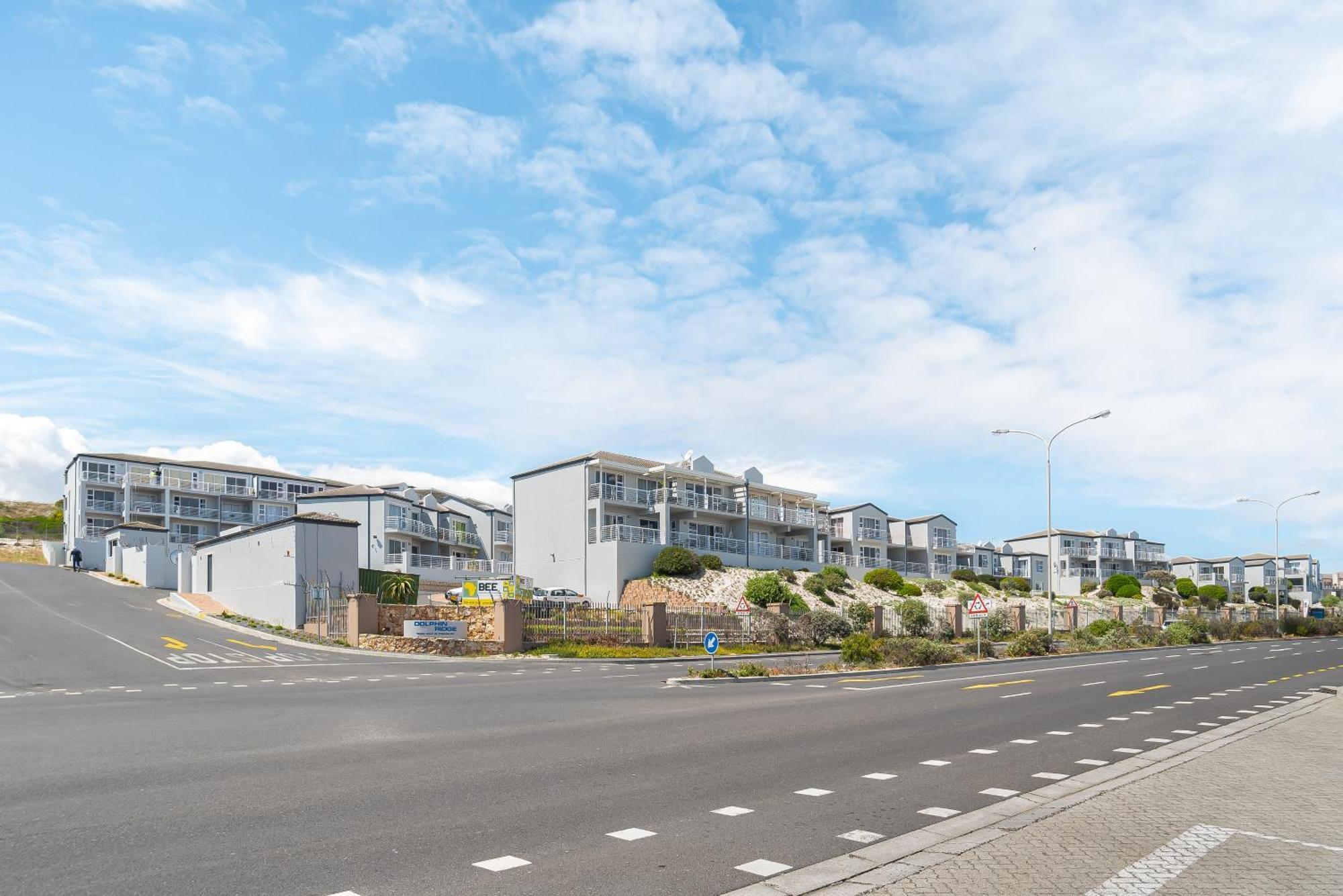90 St Tropez Big Bay Club Kaapstad
